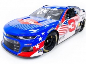 RCR, Dow and Team Rubicon honor U.S. military veterans with patriotic paint scheme over July 4th holiday weekend.