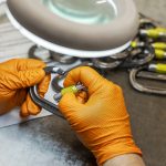 DMM turns to RÖSLER to raise the bar for surface finishing consistency