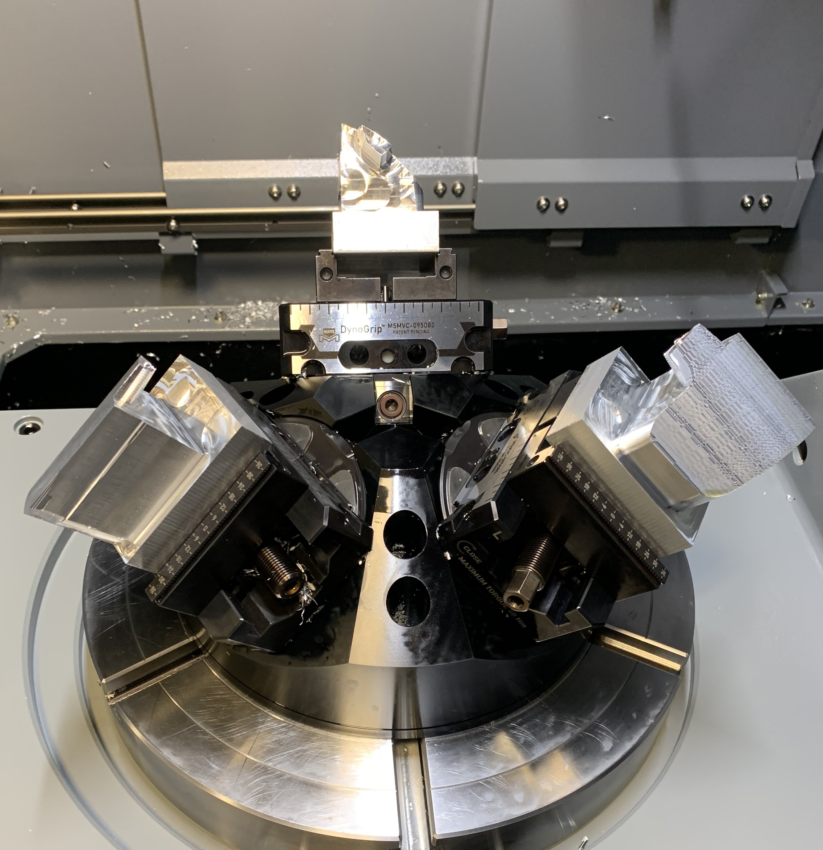 Mate DynoMount pyramid workholding setup