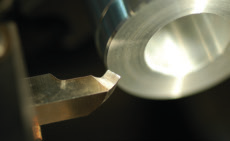 Multipurpose tool bits can save time when manually changing tools. Image courtesy of Tom Lipton.
