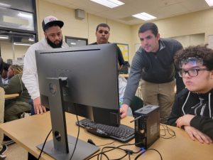 Philadelphia school establishes advanced manufacturing program