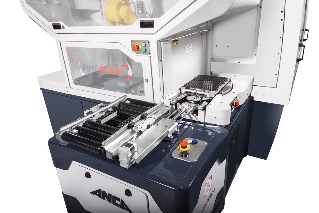 5 hn AIMS AutoFetch robot transfers materials between integrated processes