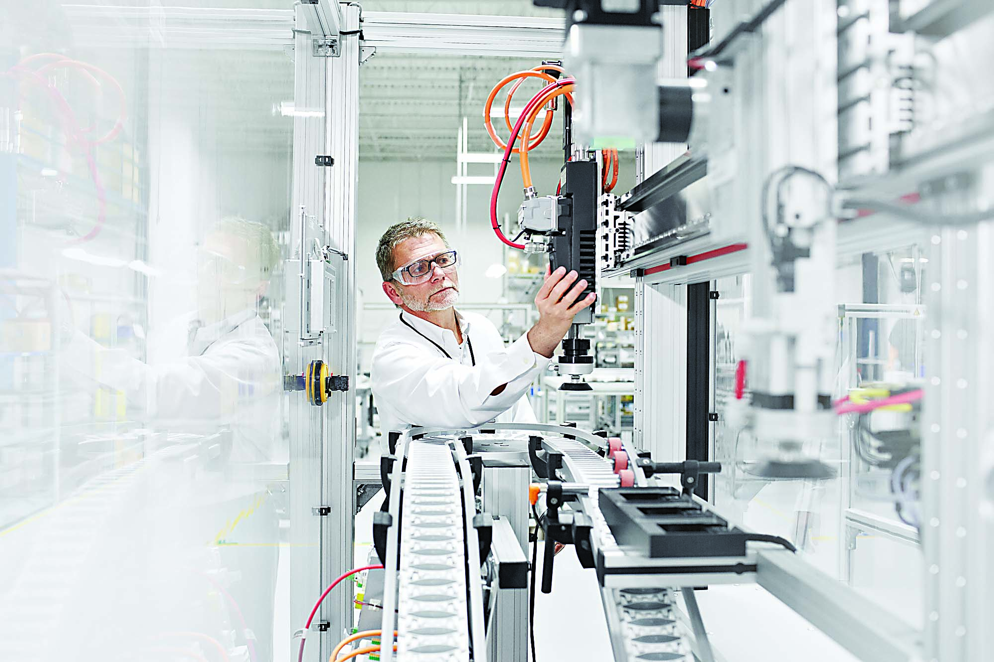 Prepare for industry 4.0 with new drive