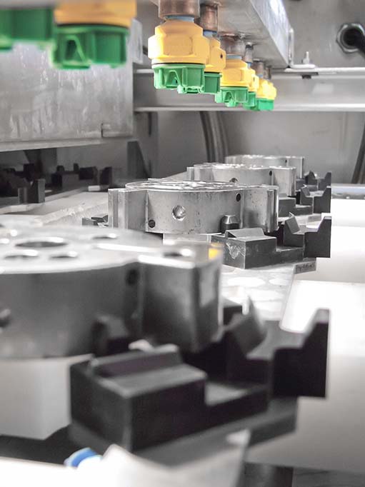 The age of aqueous cleaning