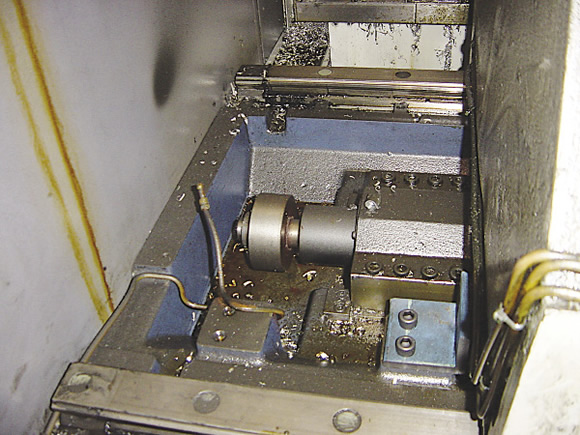 CNC%20Specialty%20Store%20X%20axis%20lube%20line%20off%20for%20bearing.tif