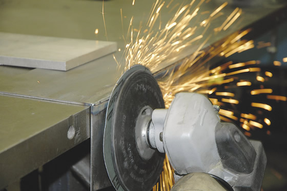 Roll grinding to finish corners