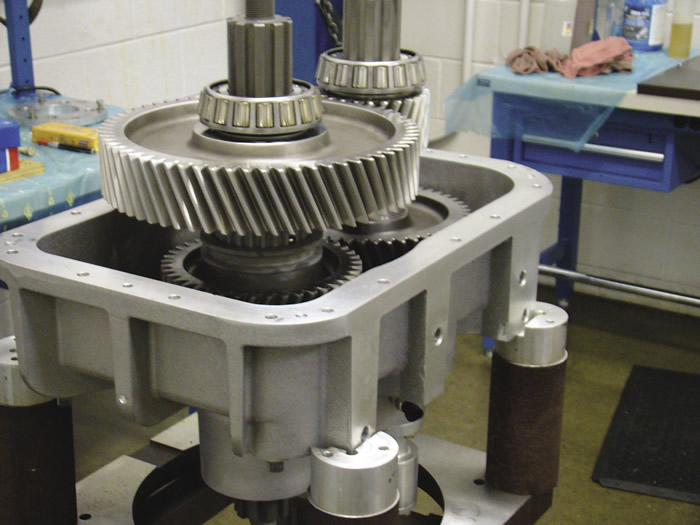 Assembly of a two-speed transfer case at ITAMCO. Assembly of a two-speed transfer case at ITAMCO.