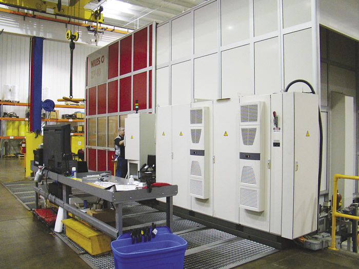 The Kapp Niles ZP40 CNC universal gear grinding machine weighs about 200,000 lbs. and arrived at ITAMCO in 11 crates. The Kapp Niles ZP40 CNC universal gear grinding machine weighs about 200,000 lbs. and arrived at ITAMCO in 11 crates.