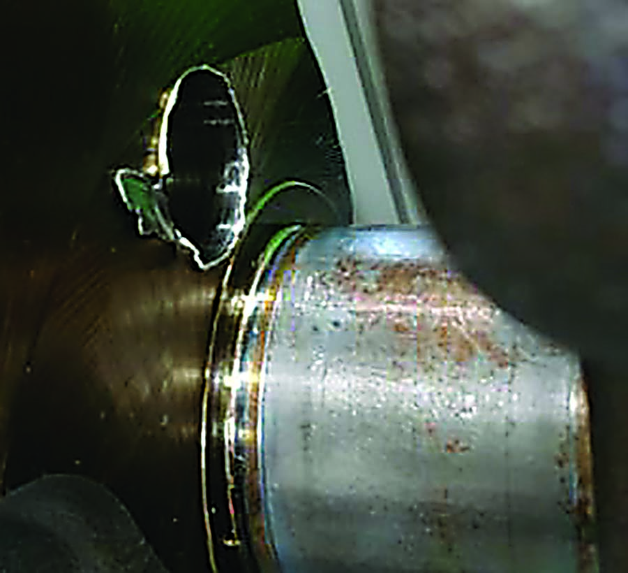 Specialized tools help deburr cross-holes