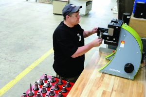 Toolholder cures runout woes