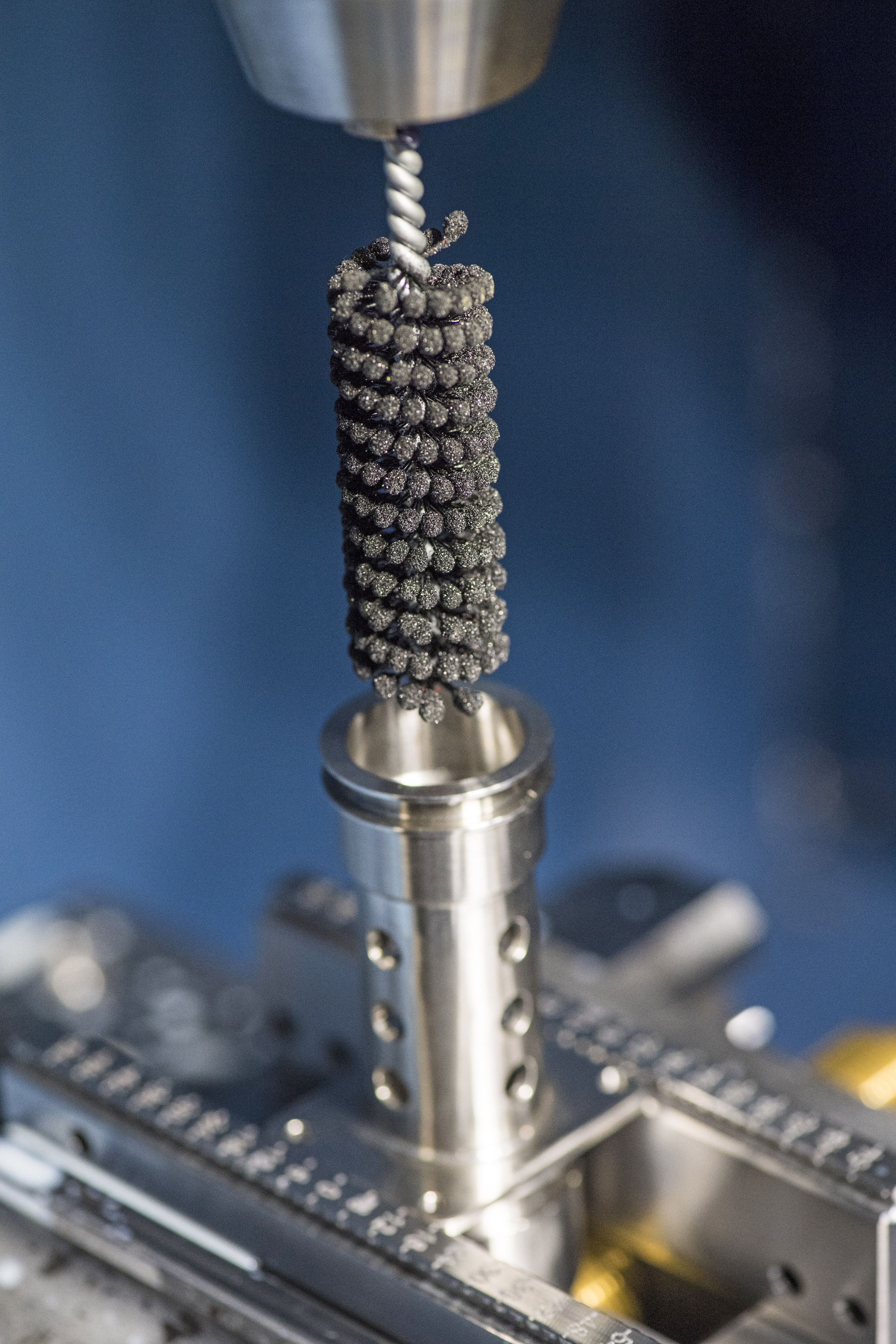 CBN hones for improved surface finishing of machined superalloys image