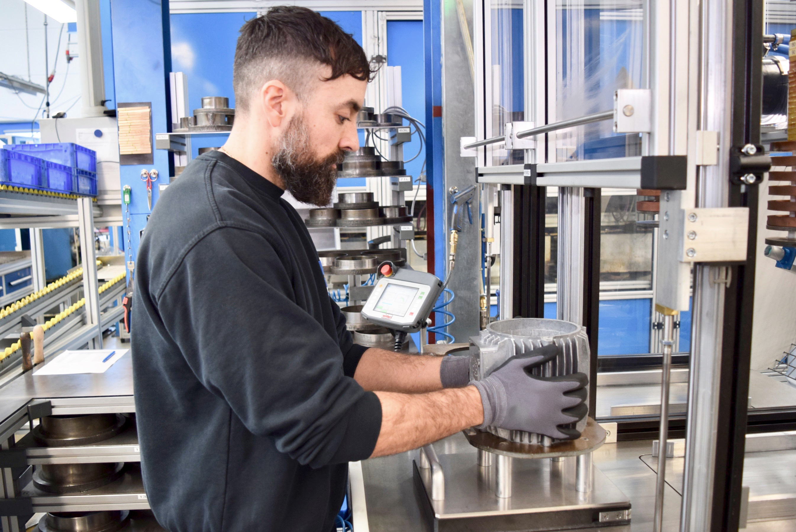 Induction heating system scores points in motor production image
