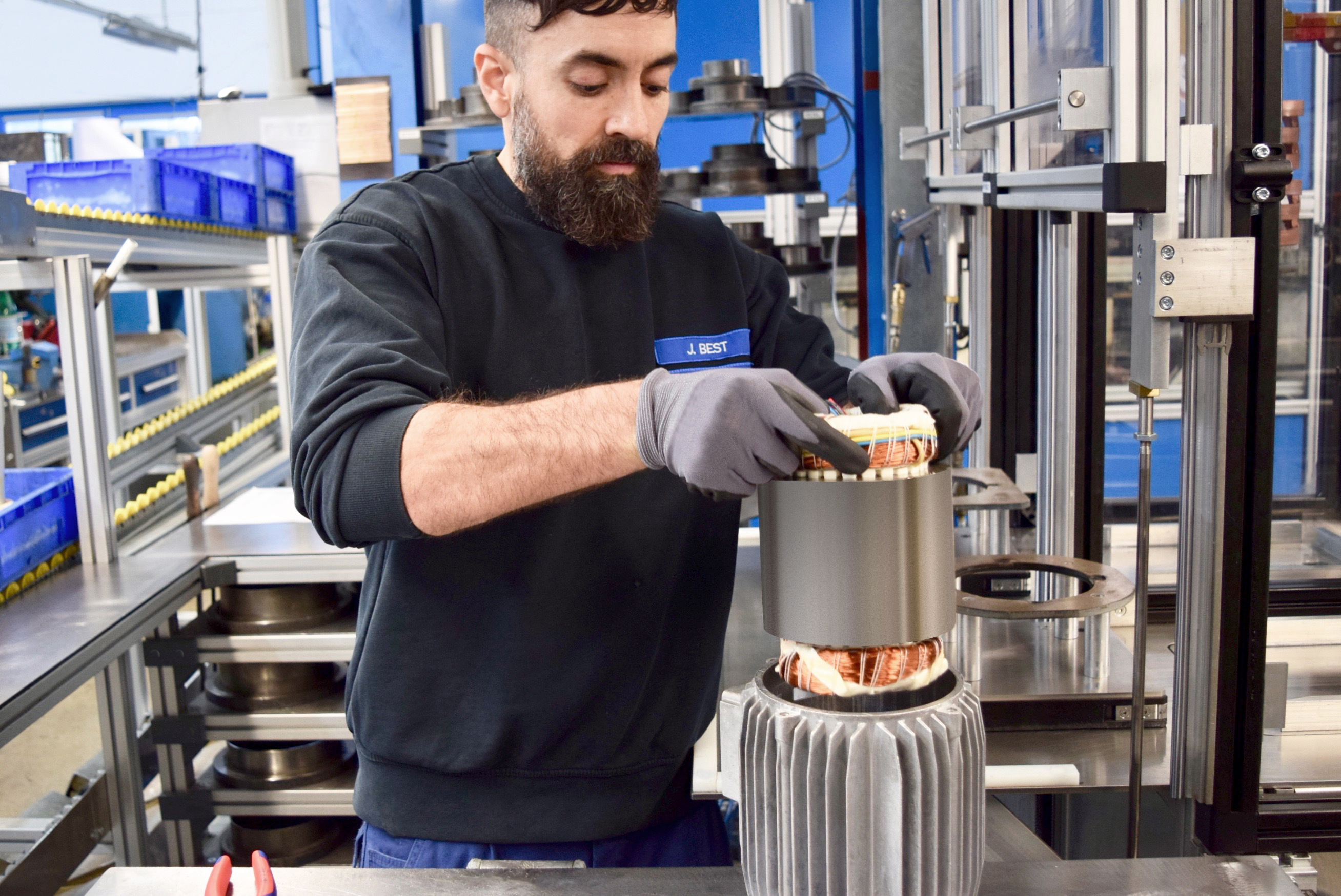 Induction heating system scores points in motor production image