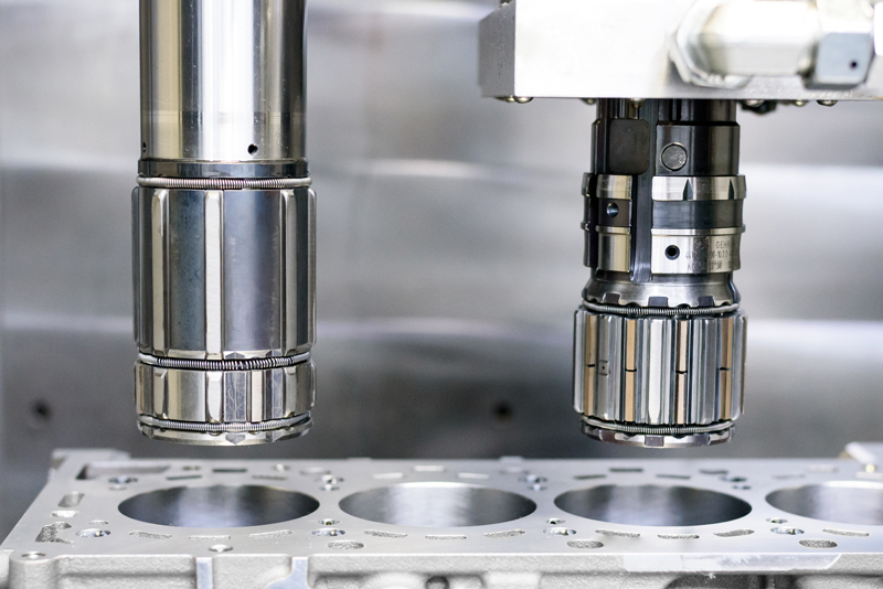 Reduction of emissions through form honing image