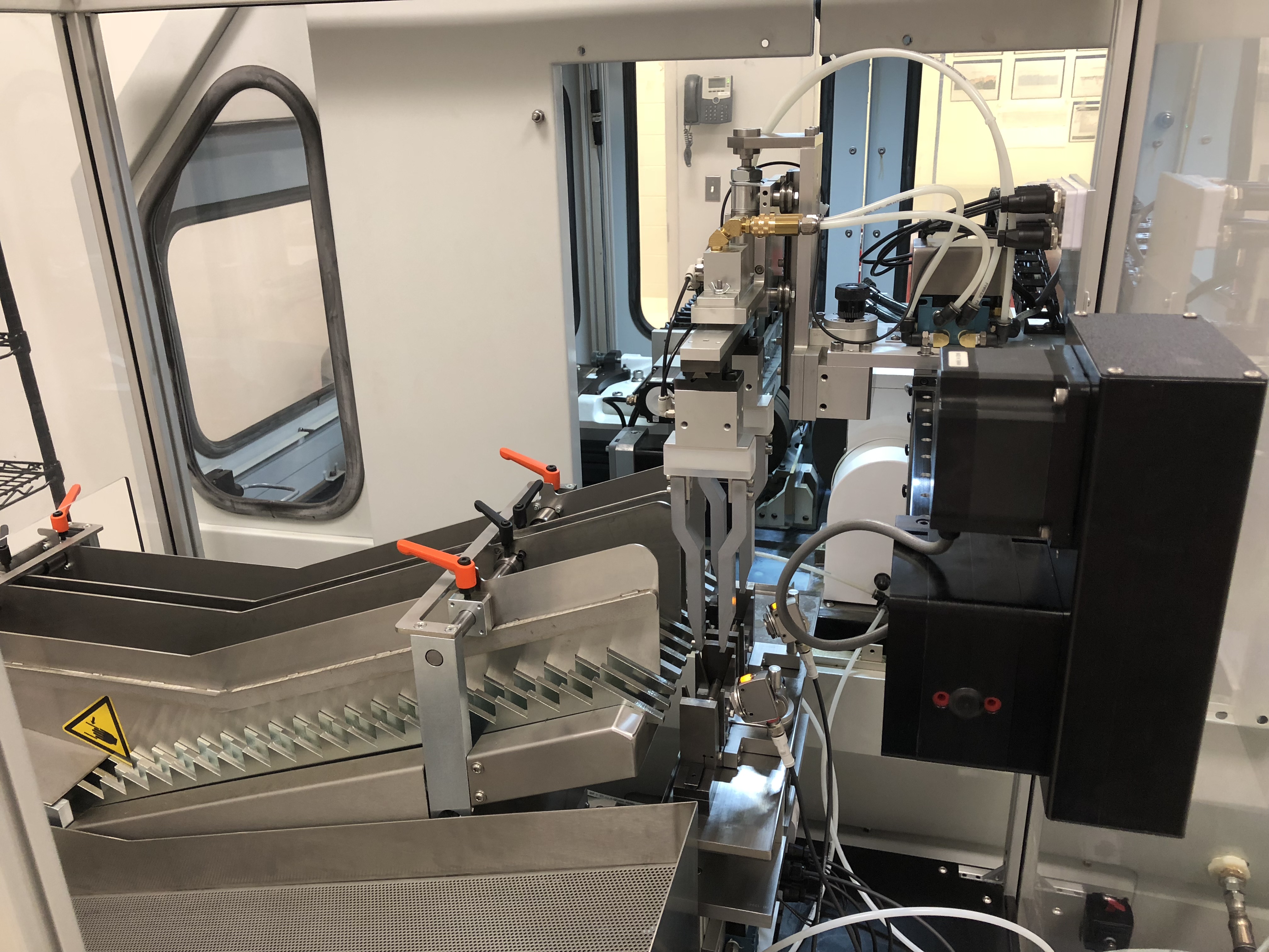 Automated centerless grinding doubles production output for steel tap blanks image