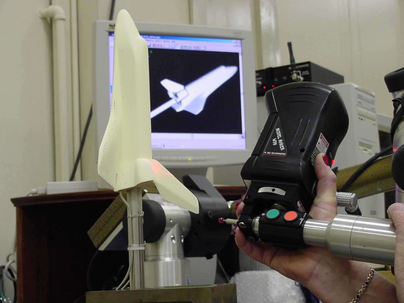 3D scanning helps vision-impaired experience sculptures image