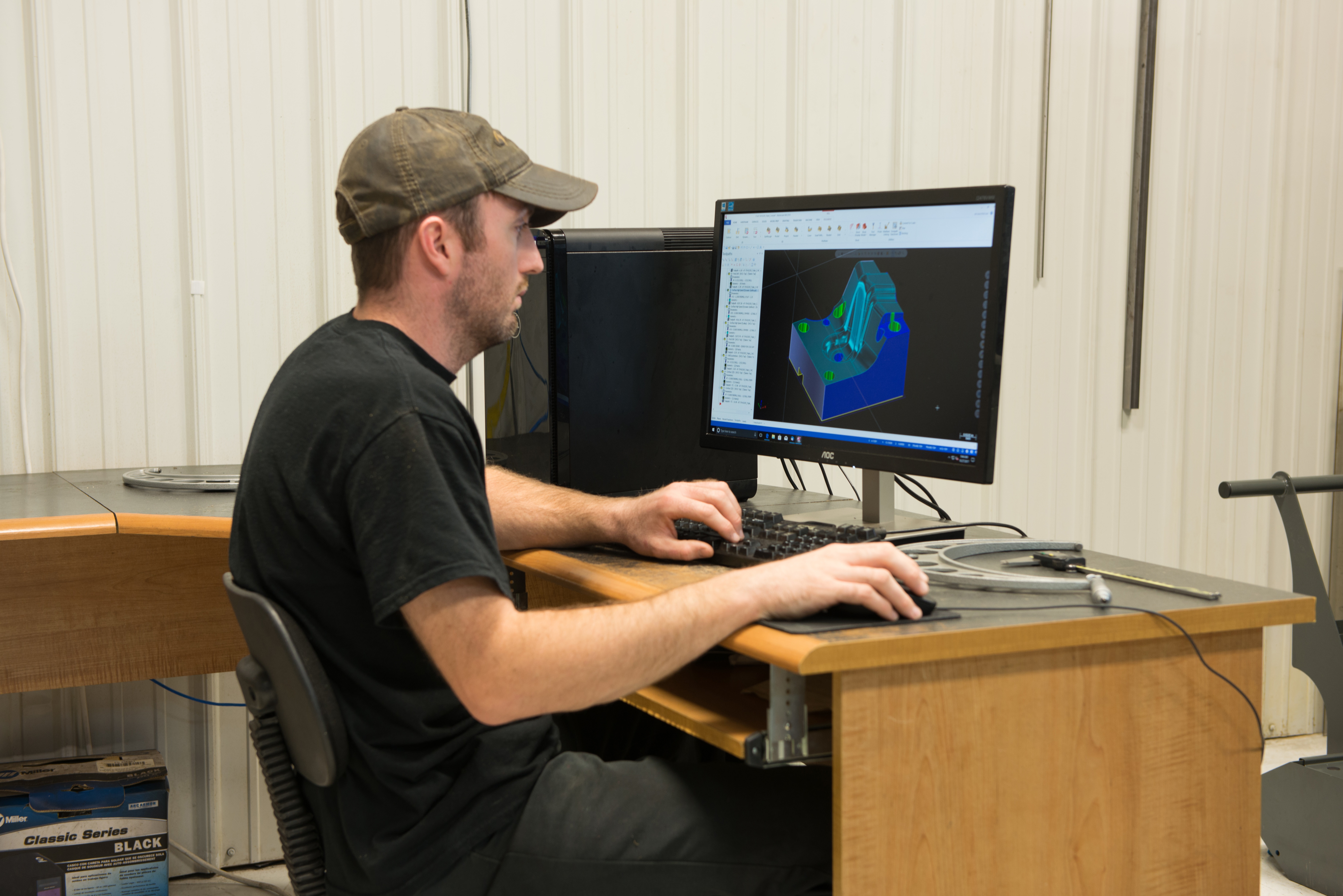 CAD/CAM software helps tool and die maker expand into 3D machining image