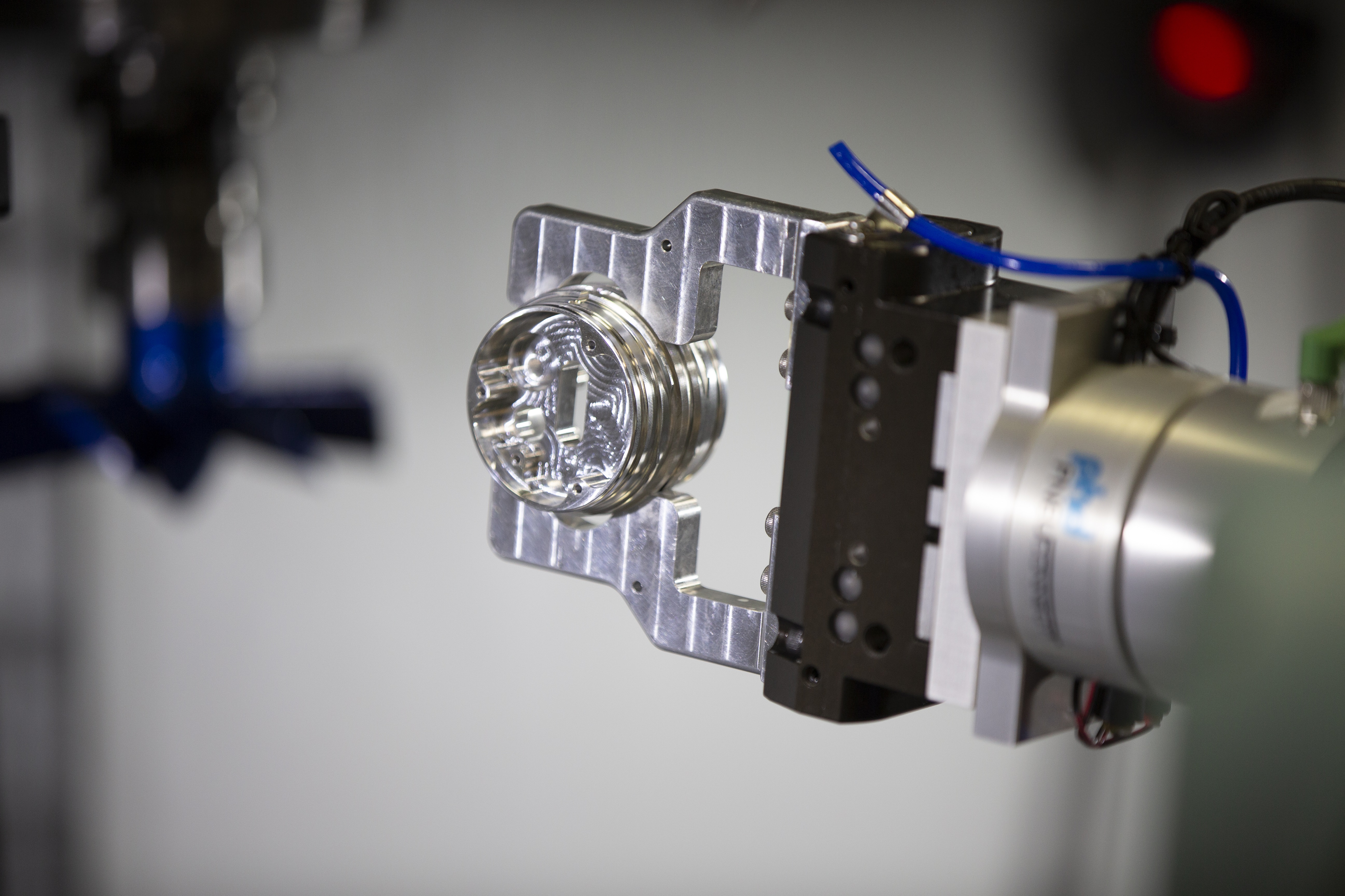 Cobot handles multiple-operation machining task for medical device image