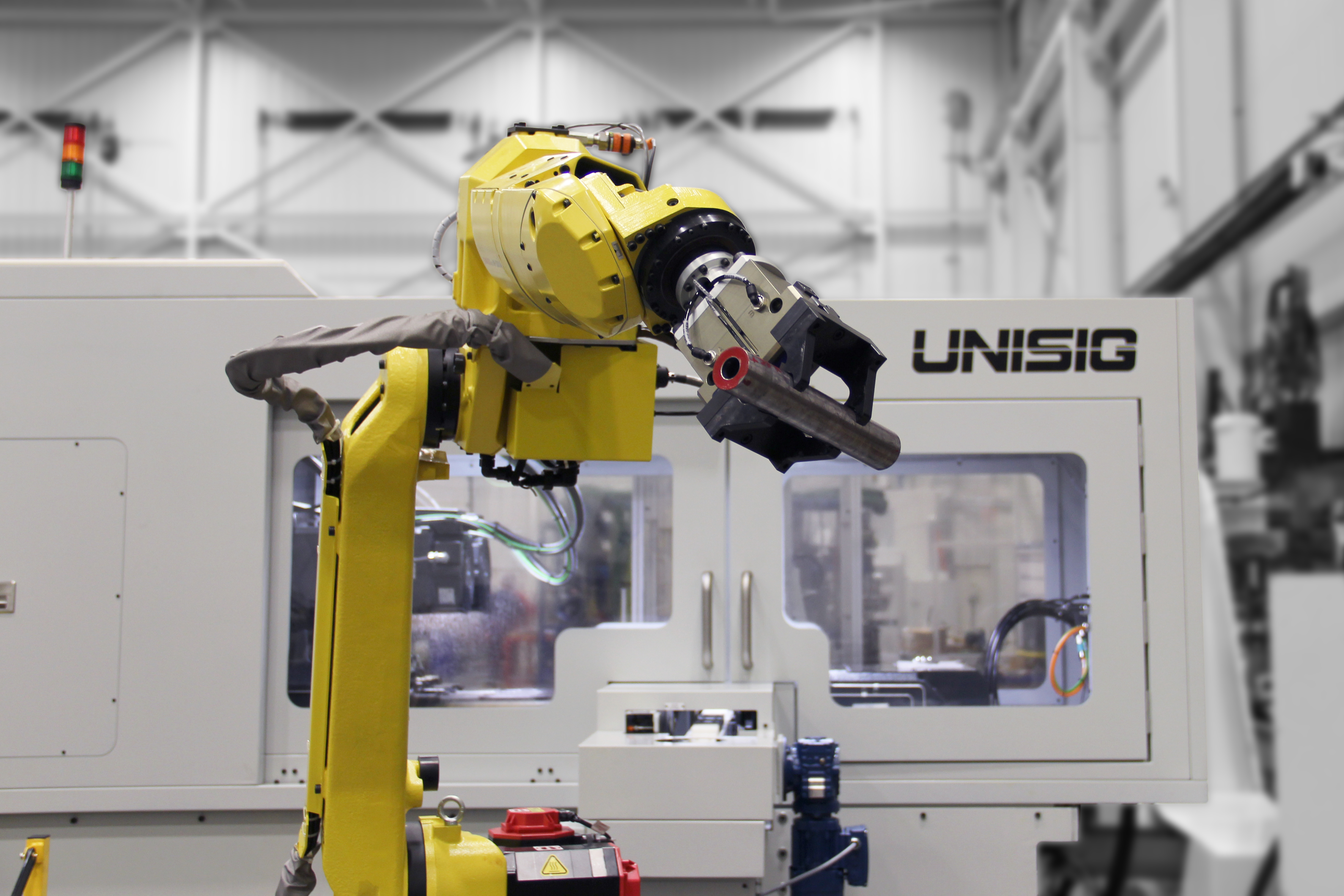Deep-hole drilling and automation make for productive work cells image