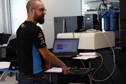 Controlling the quality of the boring and milling process image
