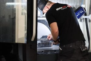 Controlling the quality of the boring and milling process