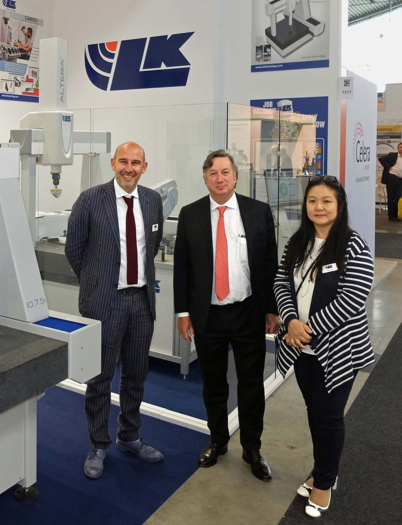 Angelo Muscarella, CEO, center, Luca Triolo, General Manager, left, Jacqueline Ng, VP Marketing, right.