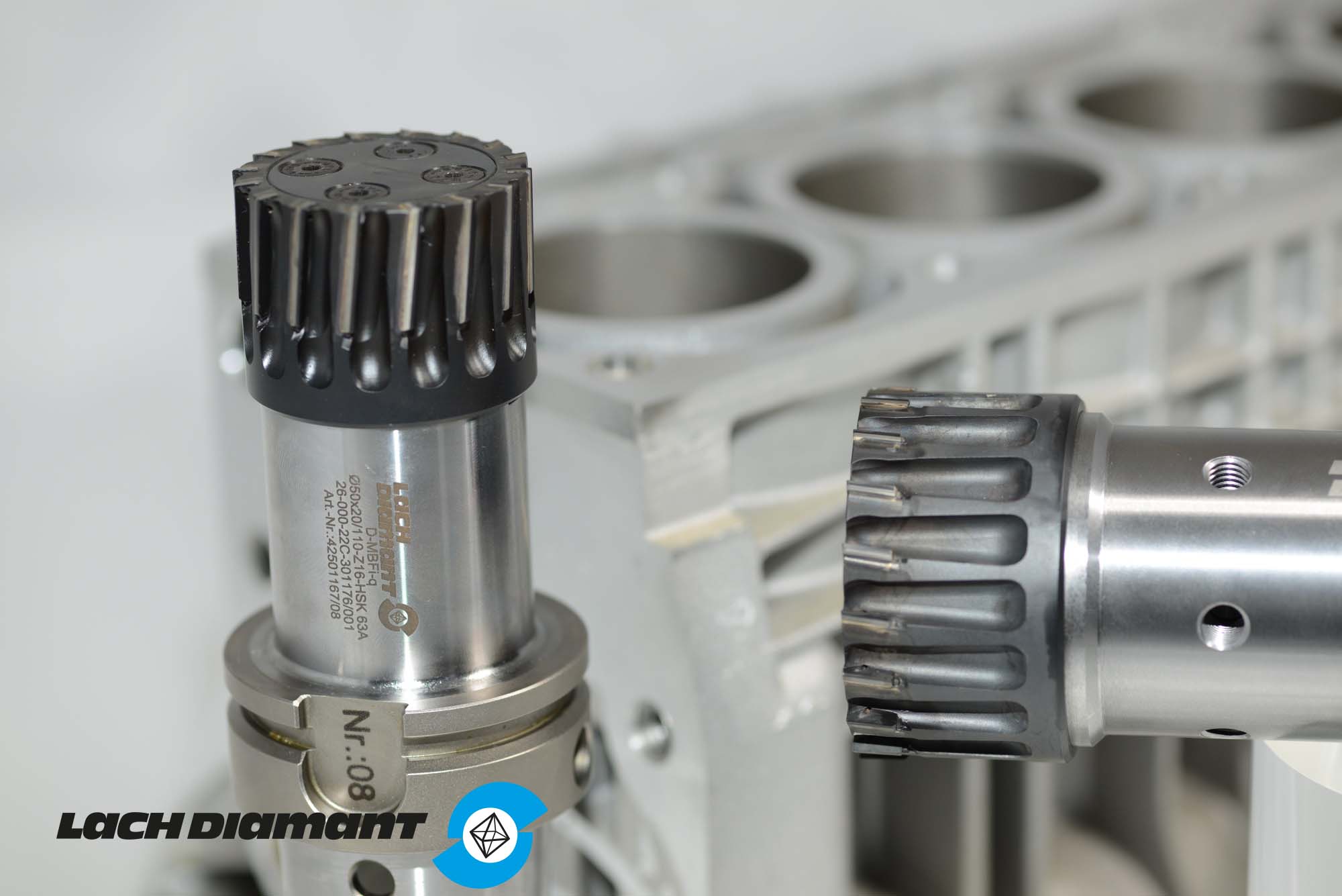 »Cool Injection-Plus« Monobloc Milling Cutters